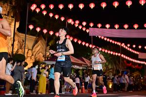 BIB: 212, 44897
                            <button type="button" onclick="openModal(23233097)" class="btn btn-primary btn-sm float-right btn-popup" data-toggle="modal" data-target=".modal-high-quality">
                        <i class="fas fa-shopping-cart"></i> Add to Cart
                    </button>
                                            <button type="button" onclick="isThisMe(23233097, true)" class="btn btn-success btn-sm float-right btn-popup btn-isme hidden" data-toggle="tooltip" data-placement="bottom" title="นี่คือรูปของคุณใช่ไหม คลิกที่นี่เพื่อเอาเข้าอัลบั้ม">
                        <i class="fas fa-plus"></i> Add to album
                    </button>
                    <button type="button" onclick="isThisMe(23233097, false)" class="btn btn-warning btn-sm float-right btn-popup btn-isnotme hidden">
                        <i class="fas fa-ban"></i> Remove from album
                    </button>
